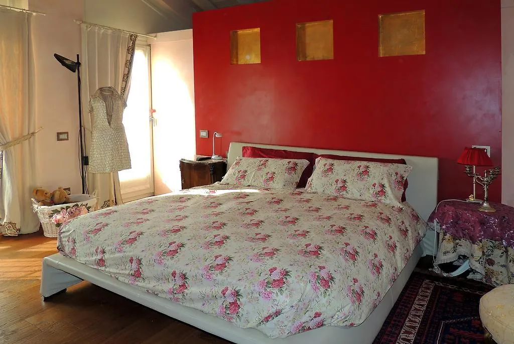 A Casa Lombardo Hotel Crosio Della Valle 0*,  Włochy