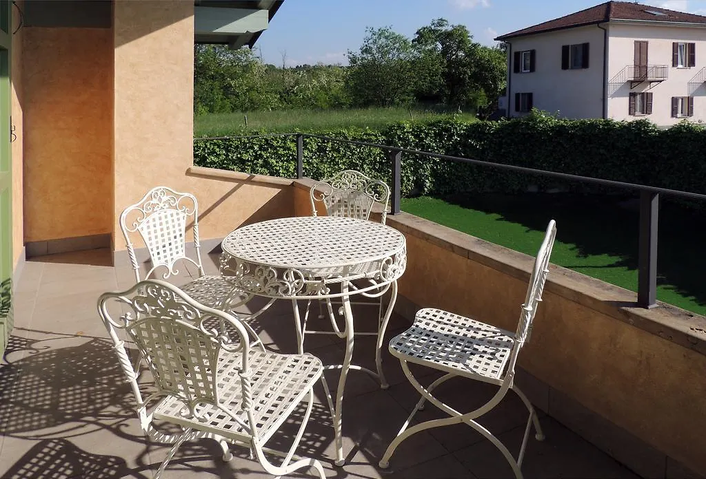 A Casa Lombardo Hotel Crosio Della Valle Nocleg ze śniadaniem