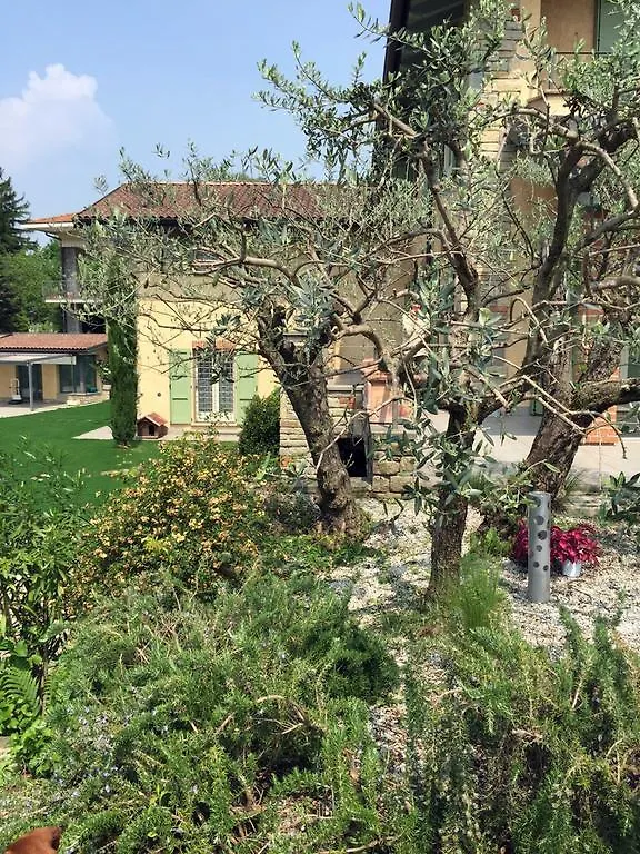 A Casa Lombardo Hotel Crosio Della Valle