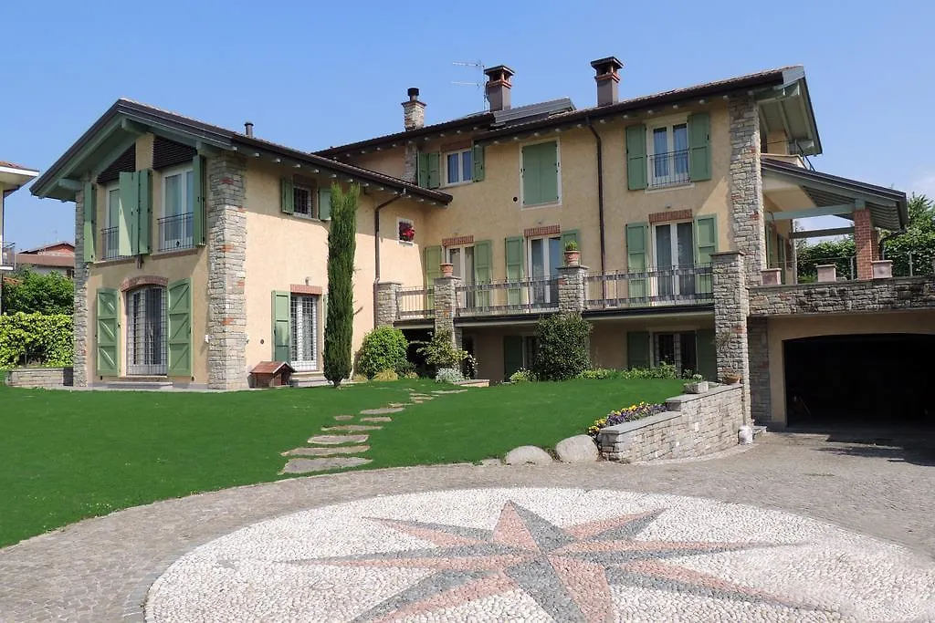 A Casa Lombardo Hotel Crosio Della Valle 0*,  Włochy